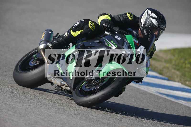 /Archiv-2024/01 26.-28.01.2024 Moto Center Thun Jerez/Gruppe gruen-green/48